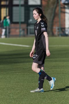 Bild 61 - wBJ SV Wahlstedt - SV Henstedt Ulzburg : Ergebnis: 0:1